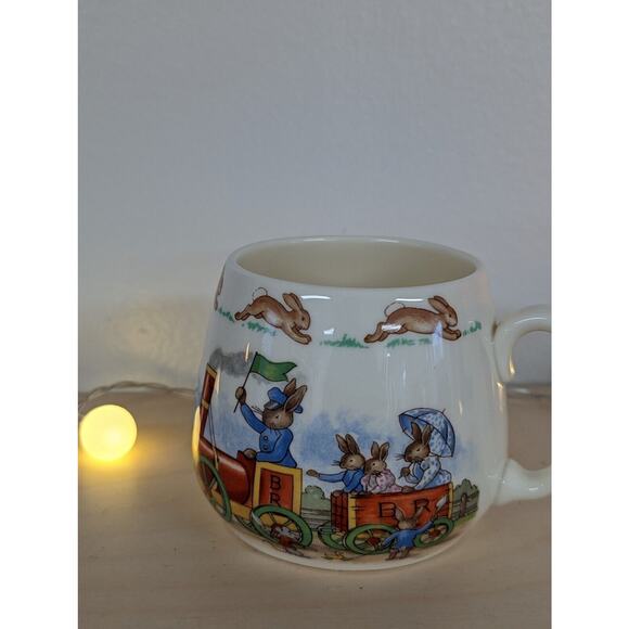 Vintage Bunnykins Royal Dalton Mug Teacup Made in England - Picture 7 of 7
